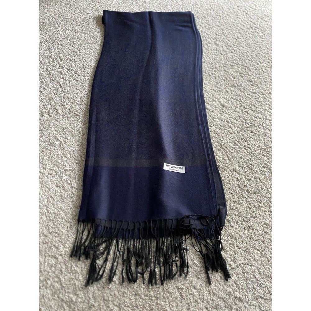 Stunning Midnight blue Paisley Vtg Cashmere Pashmina Scarf  66”x28” Navy/black
